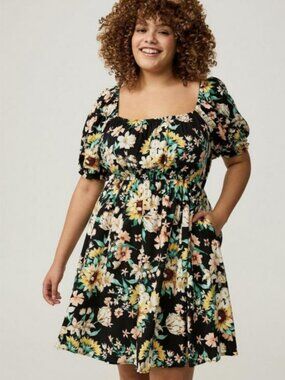 NWT Torrid 1 Sunny Florals Deep Black Puff Sleeve Mini Dress 1X 14 16